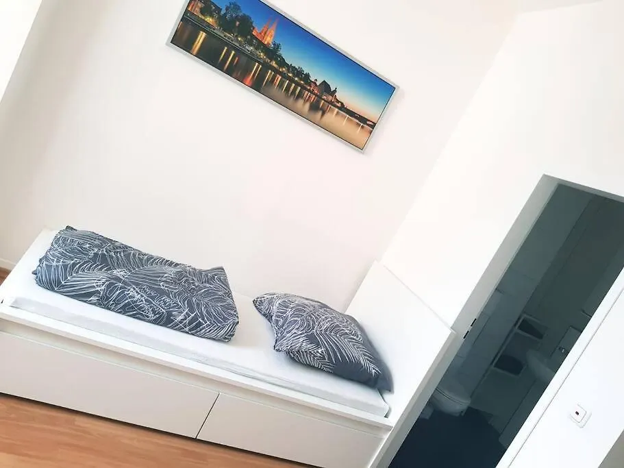 Helles Apartment Neutraubling